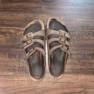3 strap birkenstocks